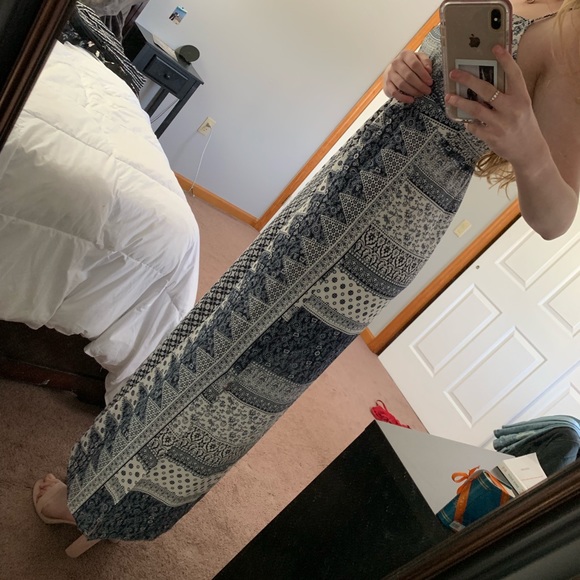 Maxi dress - Picture 3 of 6